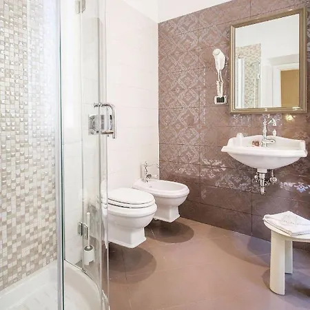 Lombardia 3* Florence