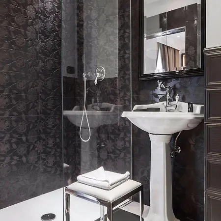 Otel Lombardia 3*