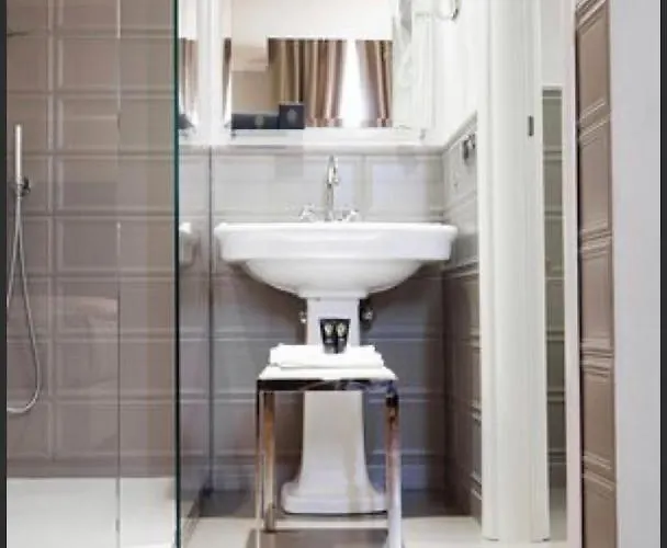 Lombardia Ξενοδοχείο 3*