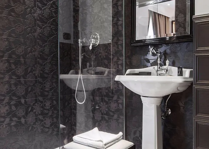 Ξενοδοχείο Lombardia 3*